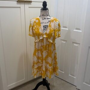 Lush Vibrant Goldenrod & white flirty dress